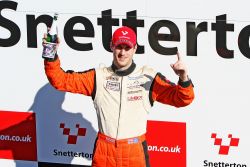 Racing Saloons - Win at Snetterton